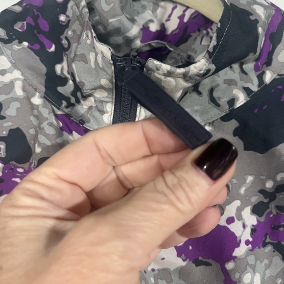 Women’s Calvin Klein large quick dry performance jacket $22 - Picture 3 of 9